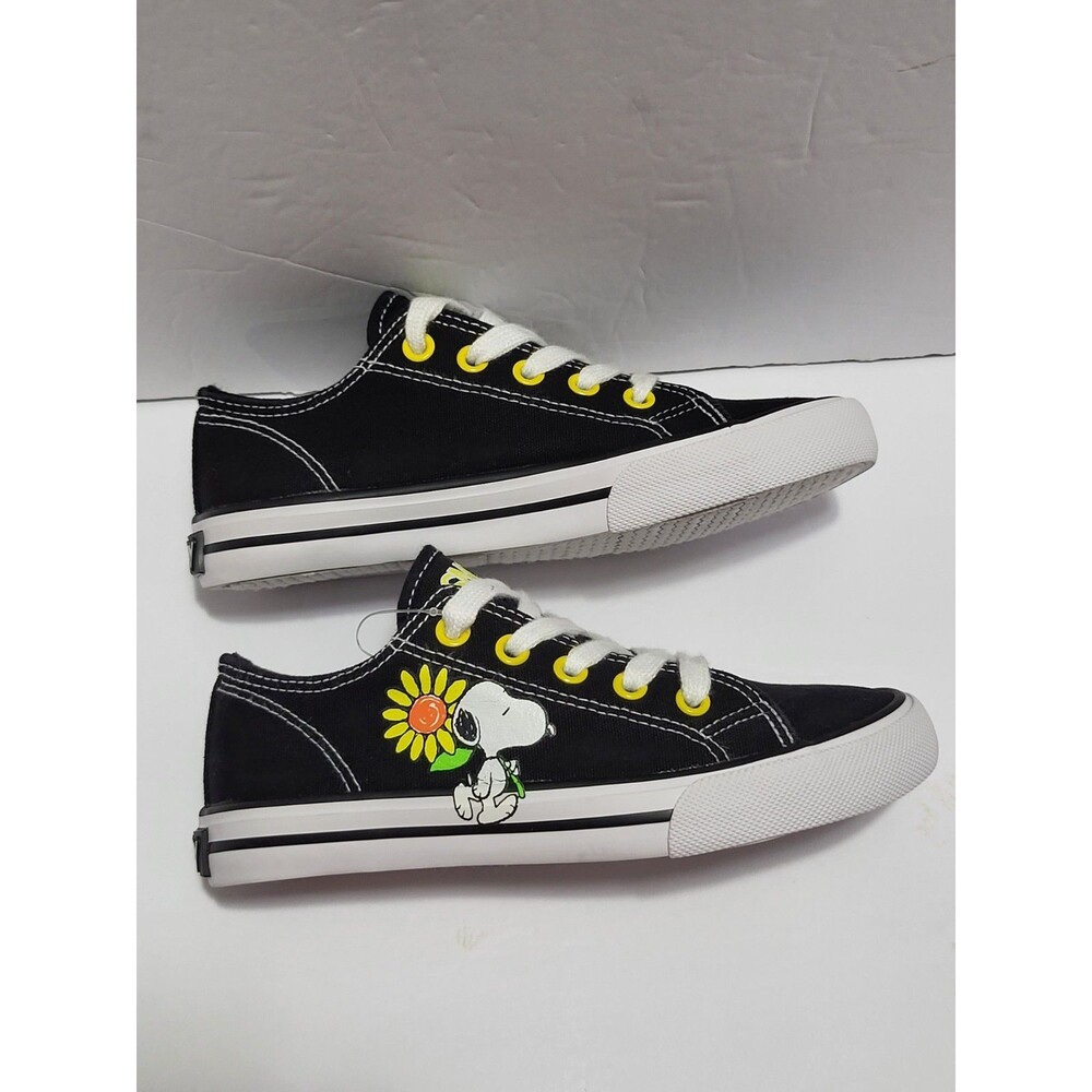 Peanuts Snoopy Black Canvas Lace-Up Children's Shoes Size 12 M